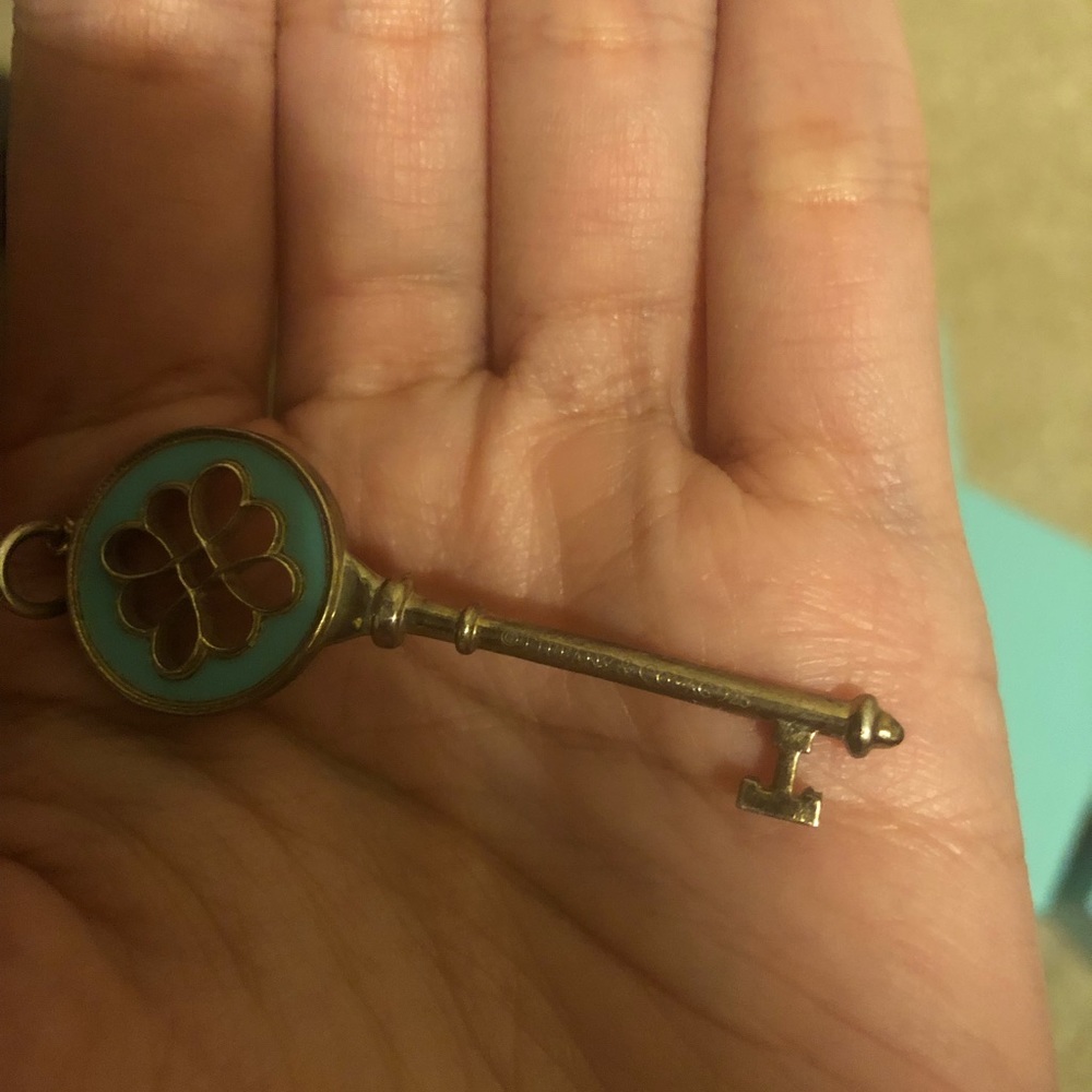 Tiffany & Co. Key Charm - Picture 6 of 8